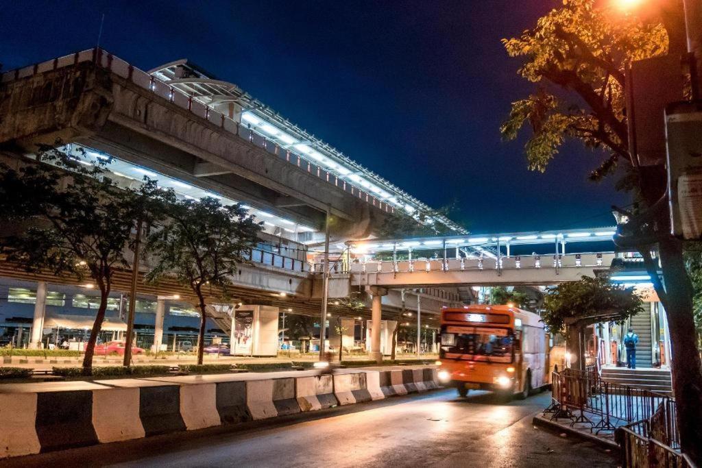 Buddy Place Bangkok Exterior foto