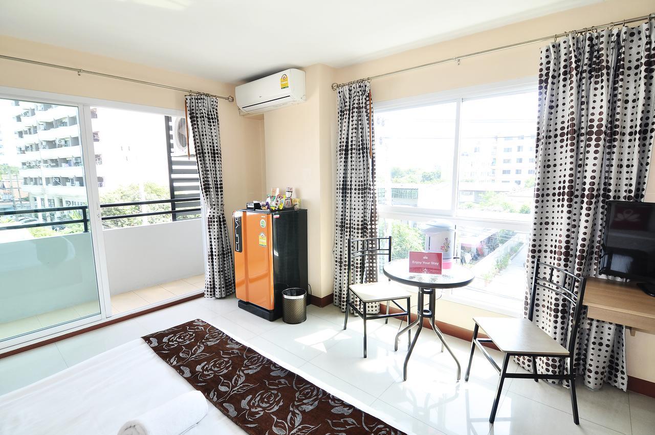 Buddy Place Bangkok Exterior foto